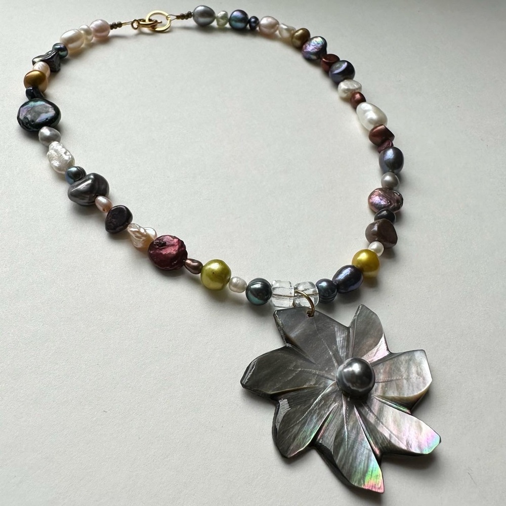 Handmade freshwater pearl necklace